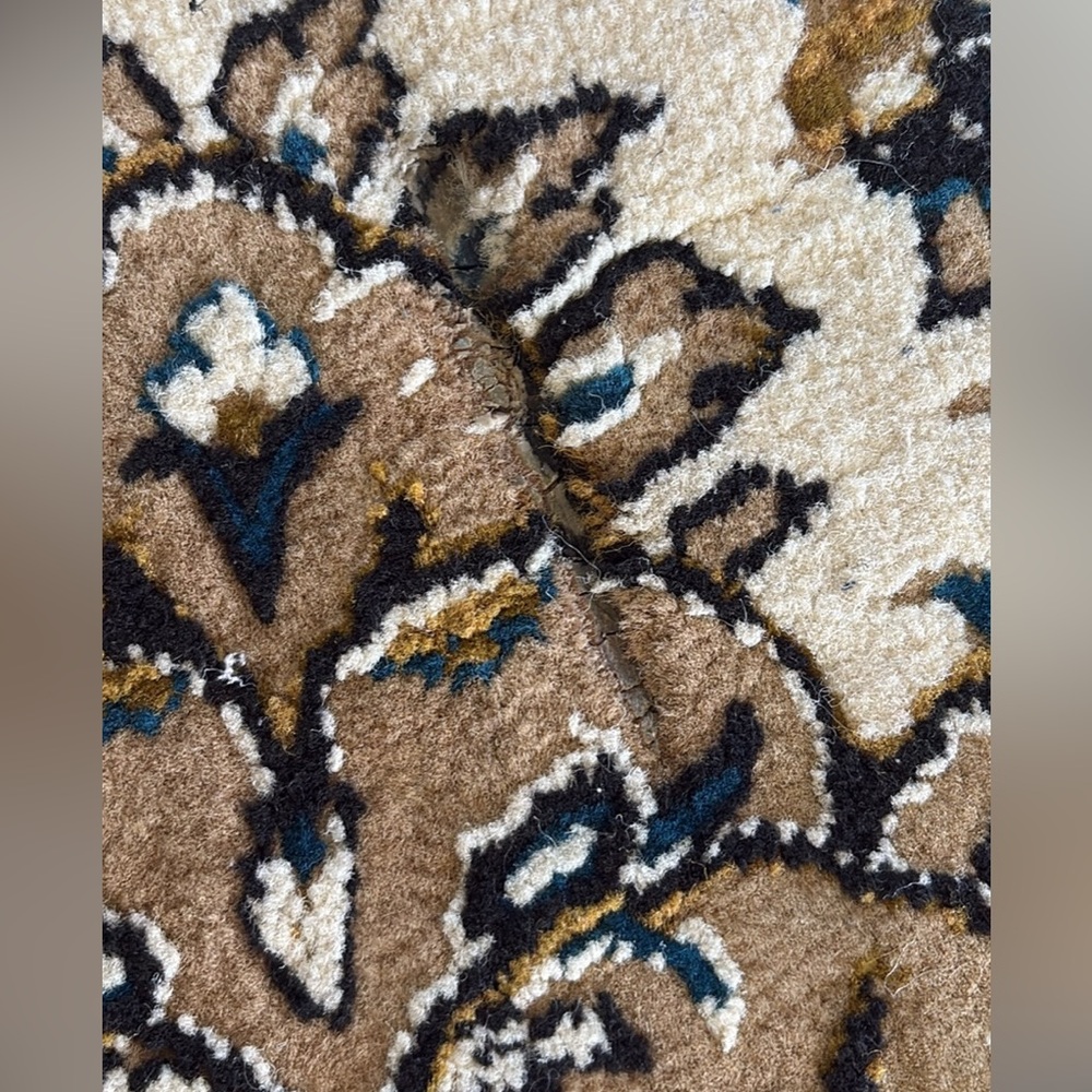 Authentic Persian Circular Rug (Handmade) - Picture 9 of 9